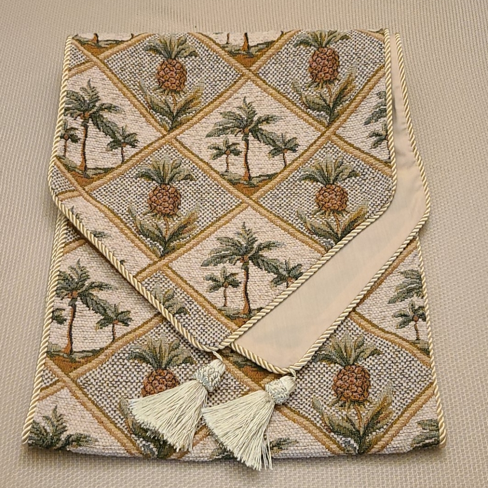 Pineapple Palm Tree beige green table runner